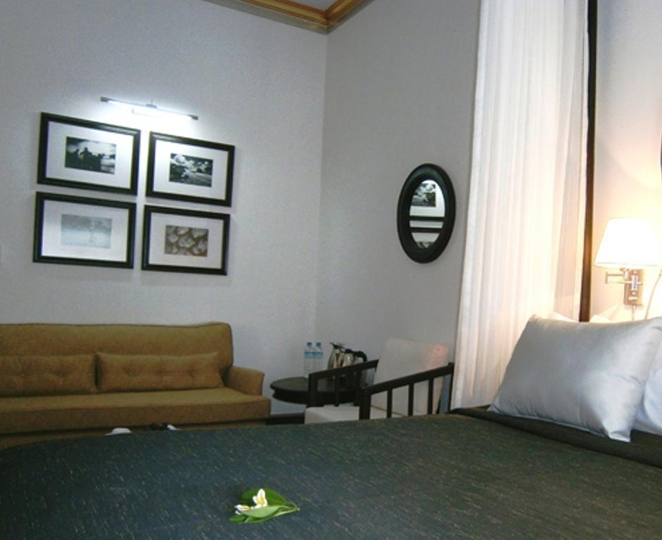 Jing Land Hotel Λουάνγκ Πραμπάνγκ Εξωτερικό φωτογραφία